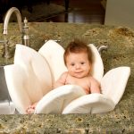 baby-bath-blooming-bath-ivory-in-sink