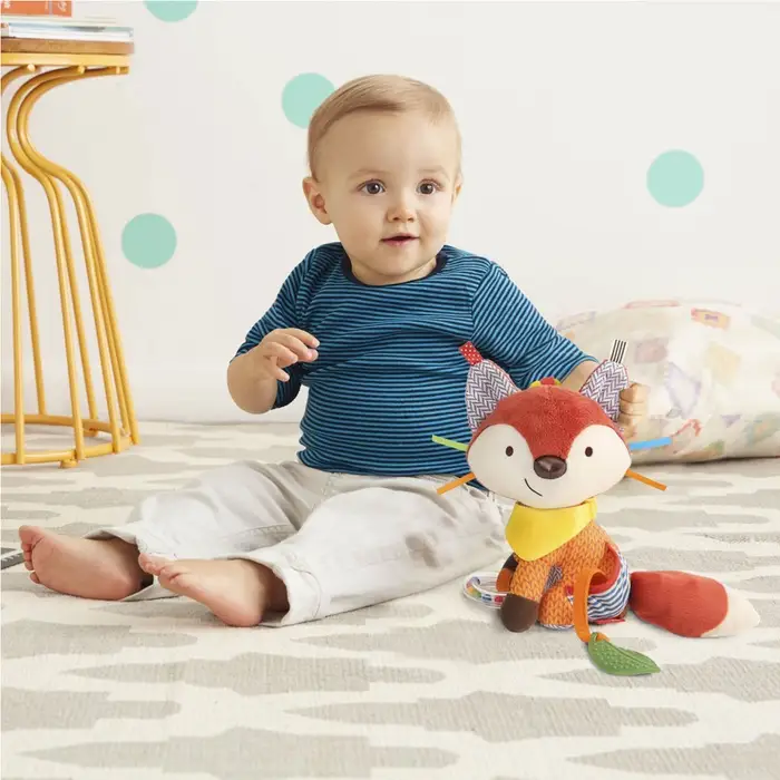 skip hop activity fox1