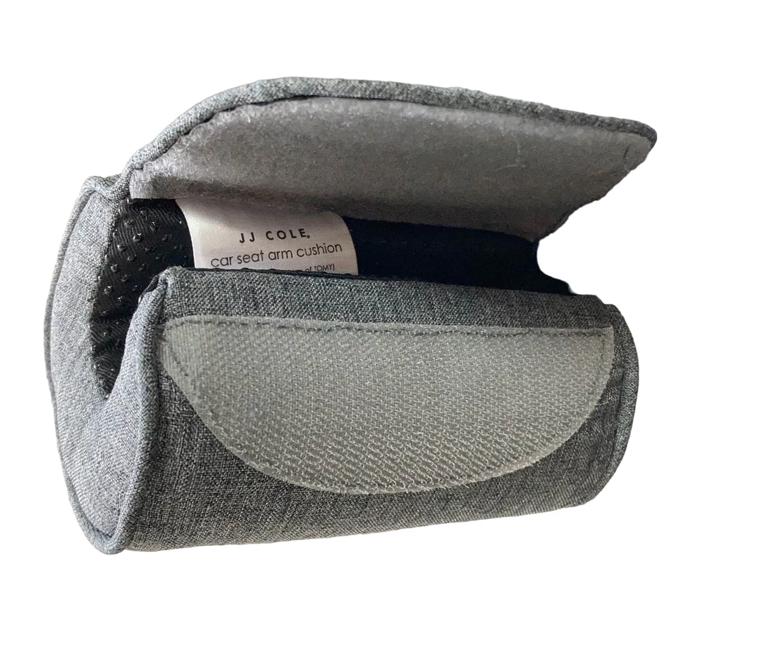 jj cole car seat arm cushion gray heather3
