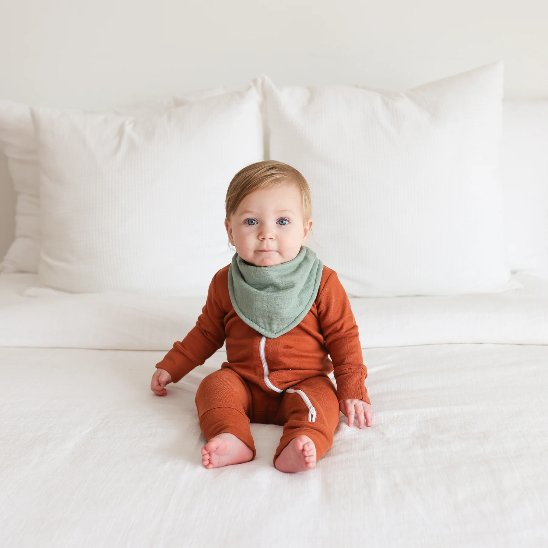 lulujo bib Bunny + Fern2