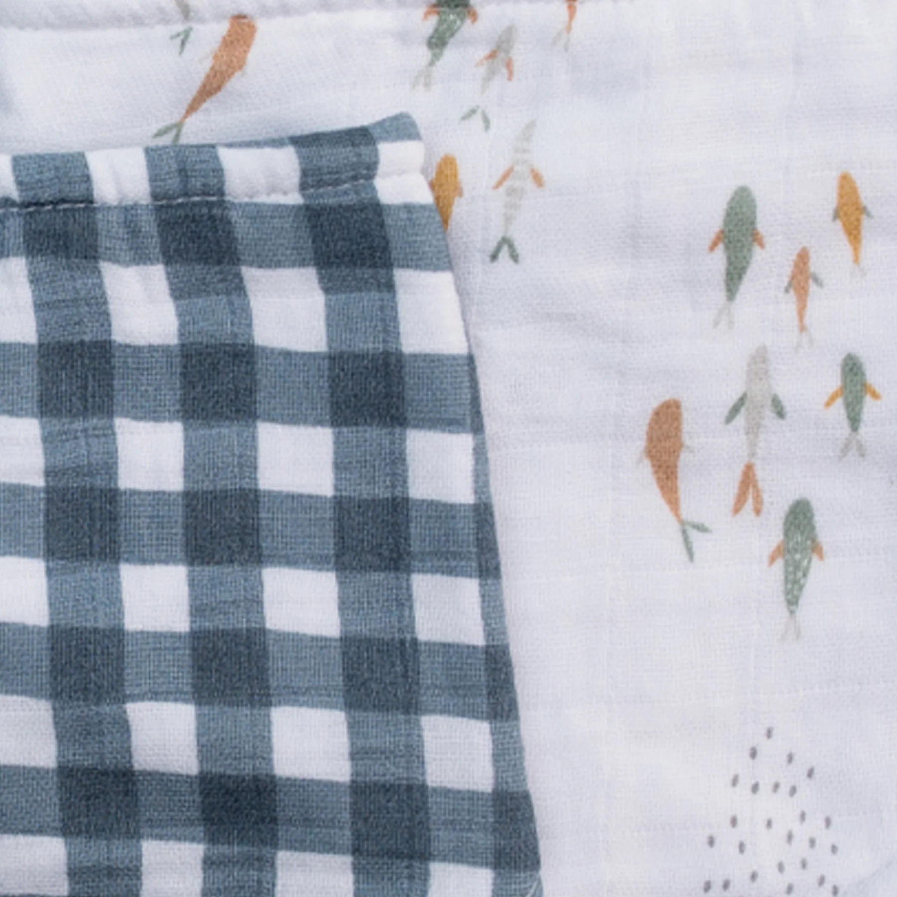 lulujo bib Fish + Navy Gingham1